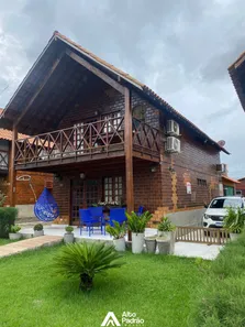 Casa de Condomínio com 4 Quartos à venda, 240m² no Alpes Suiços, Gravatá