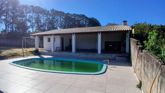 Fazenda / Sítio / Chácara com 5 Quartos para venda ou aluguel, 350m² no Curral, Ibiúna