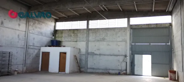 Galpão / Depósito / Armazém à venda, 382m² no Osasco, Colombo