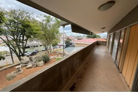 Casa Comercial com 4 Quartos para alugar, 950m² no Vila Vitória, Mogi das Cruzes