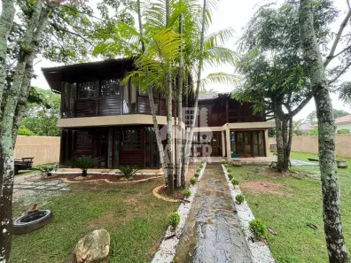Fazenda / Sítio / Chácara com 5 Quartos à venda, 560m² no Itaocaia Valley (Itaipuaçu), Maricá