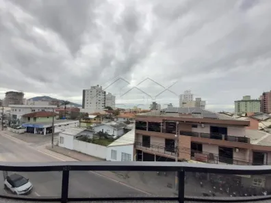 Apartamento com 2 Quartos para alugar, 108m² no Gravatá, Navegantes