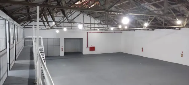 Galpão / Depósito / Armazém com 1 Quarto para alugar, 10000m² no Barbara, Barra Mansa
