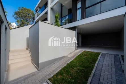 Sobrado com 3 Quartos à venda, 165m² no São Lourenço, Curitiba