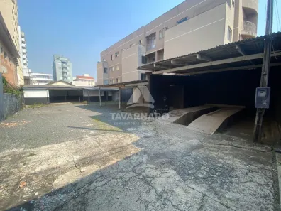 Loja / Salão / Ponto Comercial para alugar, 379m² no Centro, Ponta Grossa