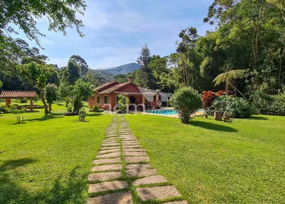Fazenda / Sítio / Chácara com 4 Quartos à venda, 6000m² no Posse, Petrópolis
