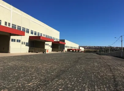 Galpão / Depósito / Armazém para alugar, 2000m² no Centro, Sumaré