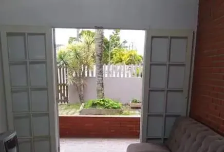 Casa com 3 Quartos para alugar, 100m² no Caiobá, Matinhos