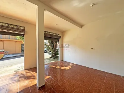 Conjunto Comercial / Sala para alugar, 33m² no Conjunto Residencial Branca Vieira, Maringá