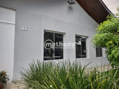 Casa Comercial com 3 Quartos à venda, 200m² no Vila Bourghese, Pindamonhangaba
