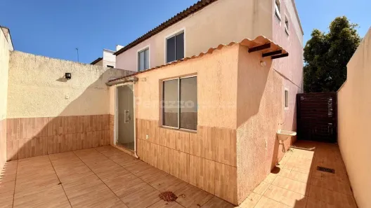 Casa de Condomínio com 3 Quartos para alugar, 68m² no Jardins Mangueiral, Brasília