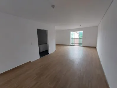 Sobrado com 4 Quartos para alugar, 100m² no Jardim Las Palmas, Guarujá