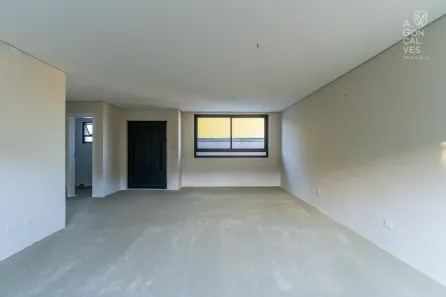 Sobrado com 3 Quartos à venda, 218m² no São Lourenço, Curitiba