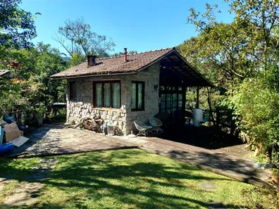Casa de Condomínio com 2 Quartos à venda, 100m² no Limoeiro, Guapimirim