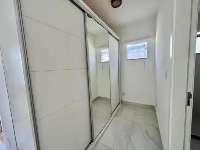 Casa de Condomínio com 4 Quartos à venda, 190m² no Buraquinho, Lauro de Freitas