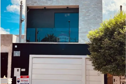Sobrado com 2 Quartos à venda, 220m² no Residencial Arco Iris, Rio Verde