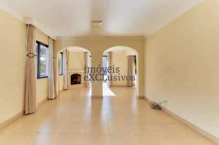 Casa de Condomínio com 4 Quartos para alugar, 281m² no Santa Cândida, Curitiba