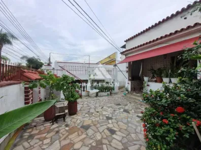 Casa com 4 Quartos à venda, 205m² no Brás de Pina, Rio de Janeiro