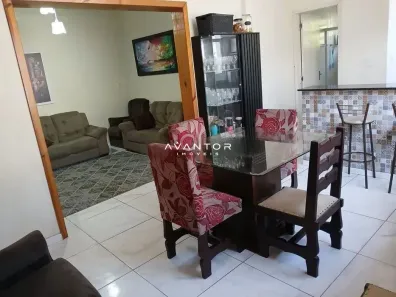 Casa com 3 Quartos à venda, 120m² no Patronato, Santa Maria