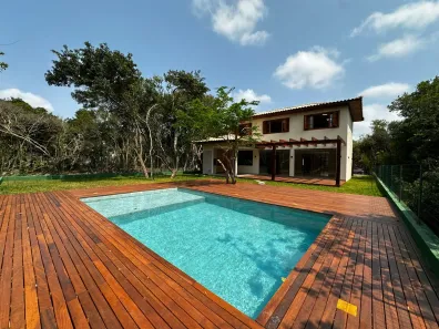 Casa de Condomínio com 5 Quartos à venda, 240m² no Centro, Armação dos Búzios