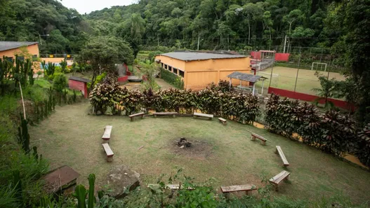 Fazenda / Sítio / Chácara com 8 Quartos à venda, 1500m² no Águas da Cascata, Francisco Morato