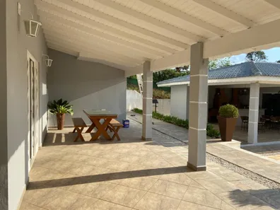 Fazenda / Sítio / Chácara com 6 Quartos à venda, 3000m² no , Mairinque
