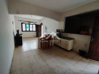 Casa com 2 Quartos à venda, 100m² no Balneário Arpoador, Peruíbe