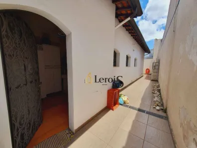 Casa com 3 Quartos à venda, 250m² no Brasil, Itu