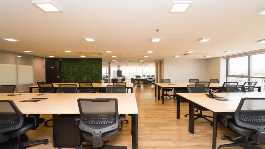 Conjunto Comercial / Sala para alugar, 200m² no Seminário, Curitiba