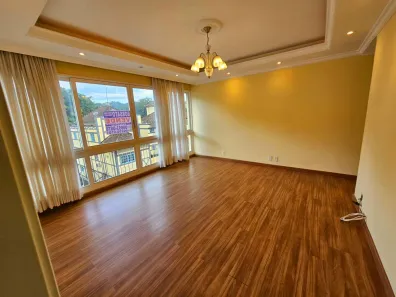 Apartamento com 3 Quartos à venda, 85m² no Valparaíso, Petrópolis