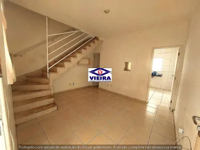 Casa de Condomínio com 2 Quartos para venda ou aluguel, 66m² no Parque São Vicente, São Vicente