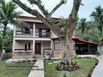 Casa de Condomínio com 4 Quartos à venda, 300m² no Caneca Fina, Guapimirim