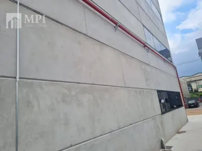 Galpão / Depósito / Armazém para alugar, 930m² no Portão, Arujá