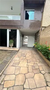 Casa Comercial com 4 Quartos para alugar, 130m² no Aterrado, Volta Redonda