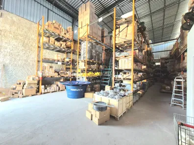 Galpão / Depósito / Armazém para alugar, 200m² no Novo Aleixo, Manaus