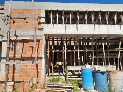 Casa de Condomínio com 4 Quartos à venda, 362m² no Jardim Indaiá, Embu das Artes