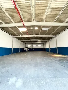 Galpão / Depósito / Armazém para alugar, 500m² no Portão, Lauro de Freitas