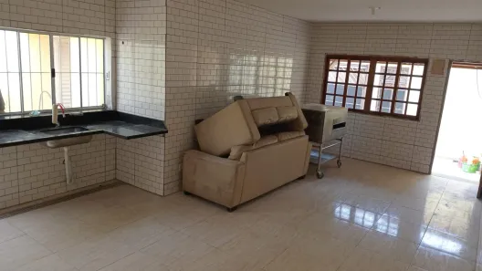 Casa Comercial com 2 Quartos para alugar, 92m² no Vila Mogilar, Mogi das Cruzes