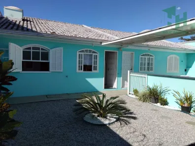 Casa de Condomínio com 3 Quartos à venda, 74m² no Shangrila, Pontal do Paraná