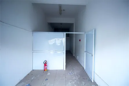 Prédio Inteiro à venda, 690m² no Centro, São Roque