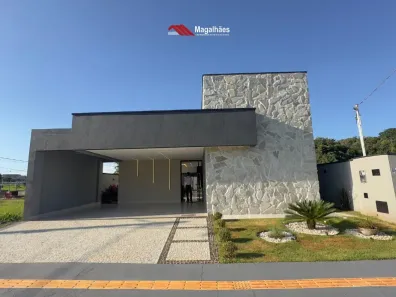 Casa com 3 Quartos à venda, 268m² no Rosa de Leiria Condomínio Horizontal, Goianira