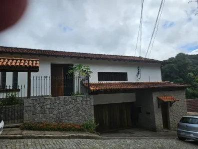 Casa com 3 Quartos à venda, 10m² no Castelanea, Petrópolis