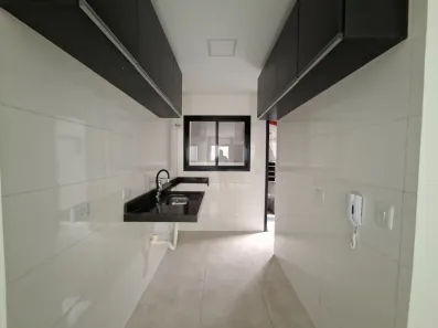 Casa de Condomínio com 2 Quartos para alugar, 58m² no Guilhermina, Praia Grande