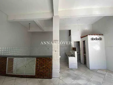Loja / Salão / Ponto Comercial com 1 Quarto para alugar, 42m² no Eucaliptal, Volta Redonda