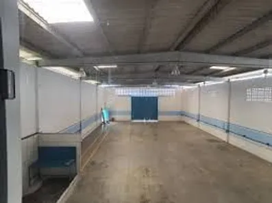 Galpão / Depósito / Armazém para venda ou aluguel, 527m² no Centro, Camaçari