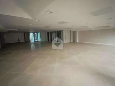 Prédio Inteiro para alugar, 876m² no Centro, Petrópolis