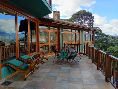 Casa com 4 Quartos à venda, 820m² no Araras, Petrópolis