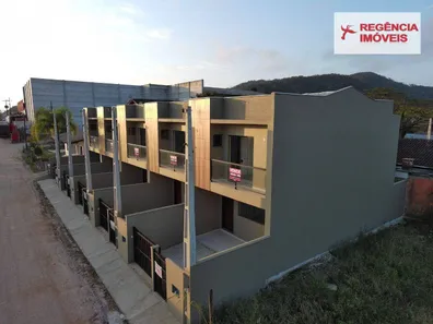 Sobrado com 3 Quartos à venda, 77m² no Do Ubatuba, São Francisco do Sul