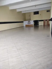 Loja / Salão / Ponto Comercial à venda, 400m² no Independência, Taubaté