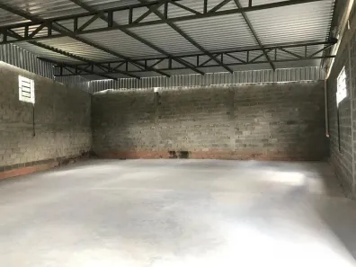Galpão / Depósito / Armazém para venda ou aluguel, 300m² no Alterosa, Ribeirão das Neves